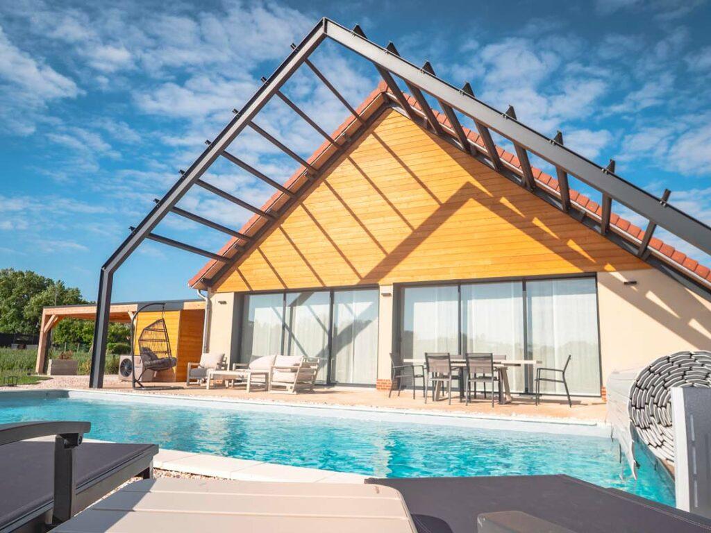 ome-sweet-home-coeur-au-bois-exterieur-laubressel-gite-en-champagne-hotel-troyes-piscine-P2866220